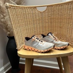 On Cloud Women’s Cloud X 8.5